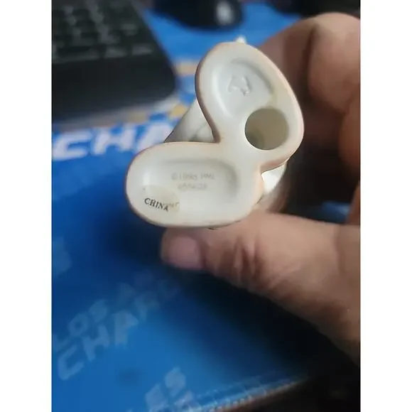 Precious Moments 1998 I’m Sending You a Merry Christmas 455628 Ornament - Picture 7 of 9